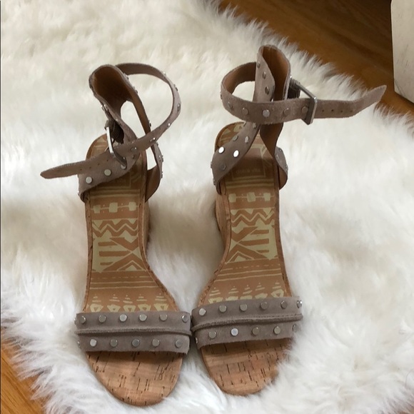 Dolce Vita Shoes - Dolce Vita studded wedge Sandals